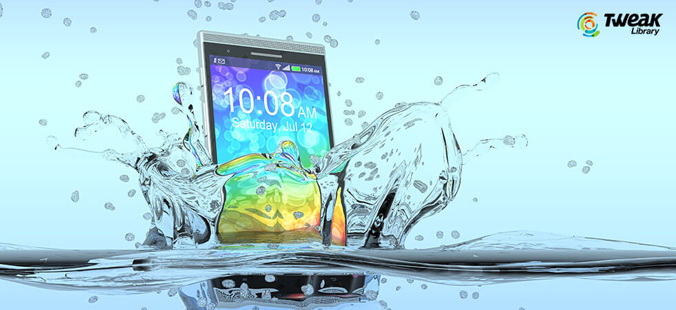 Best Life Hacks for Fixing a Phone Dropped in Water