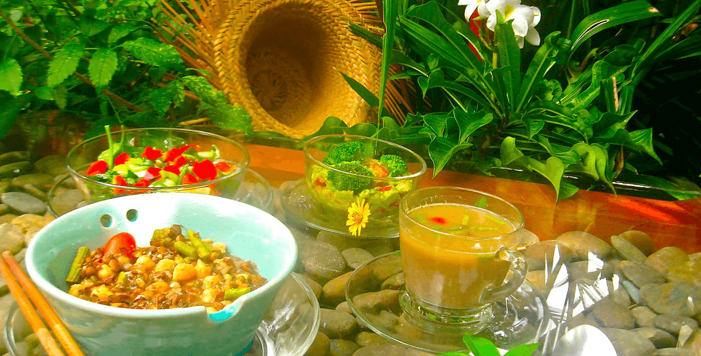 Stay Informed & Eat Healthy