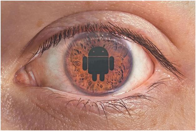 eye on social media